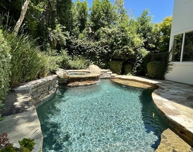 991 Deerhill Road - Photo Thumbnail 25