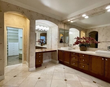 991 Deerhill Road - Photo Thumbnail 12