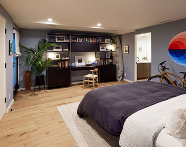 330 Rennie Avenue - Photo Thumbnail 27