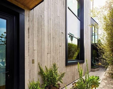 330 Rennie Avenue - Photo Thumbnail 2