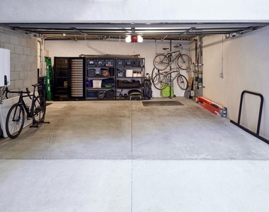 330 Rennie Avenue - Photo Thumbnail 28