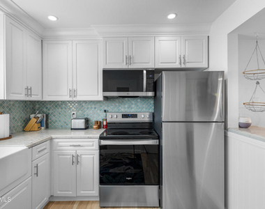 4021 Yankee Drive - Photo Thumbnail 12