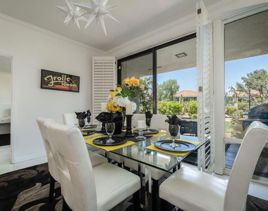 689 N Majorca Circle - Photo Thumbnail 6