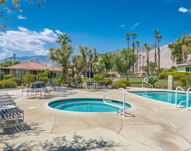 689 N Majorca Circle - Photo Thumbnail 24