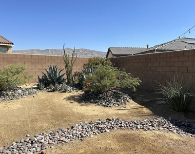 40082 Catania Court - Photo Thumbnail 16