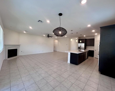 40082 Catania Court - Photo Thumbnail 17