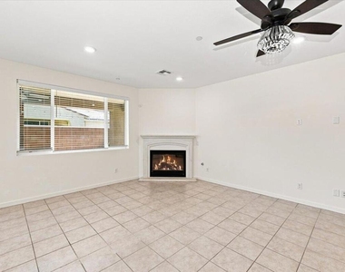 40082 Catania Court - Photo Thumbnail 7