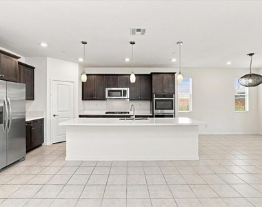 40082 Catania Court - Photo Thumbnail 6