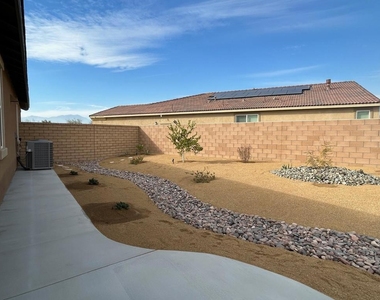 40082 Catania Court - Photo Thumbnail 17