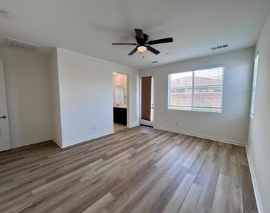 40082 Catania Court - Photo Thumbnail 21