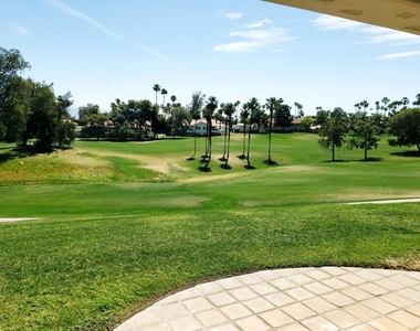 274 Vista Royale Circle E - Photo Thumbnail 12
