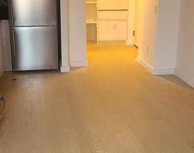 20 West Street - Photo Thumbnail 1