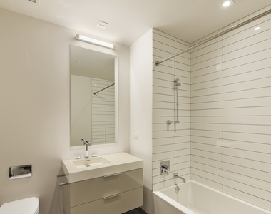 101 Leonard St - Photo Thumbnail 6
