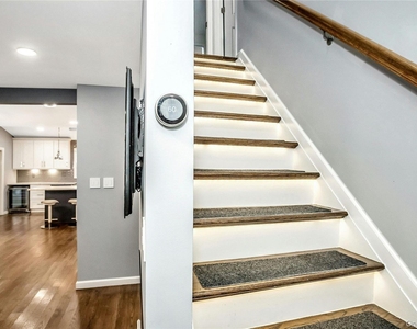 865 Grand Boulevard - Photo Thumbnail 7