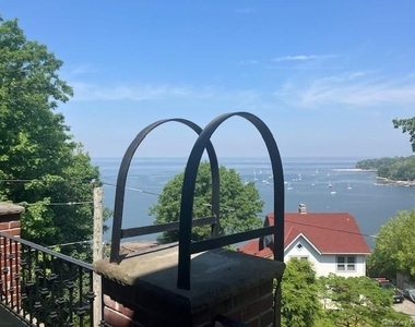 378 Sea Cliff Avenue - Photo Thumbnail 7