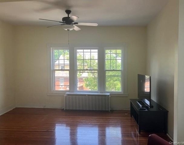 378 Sea Cliff Avenue - Photo Thumbnail 1