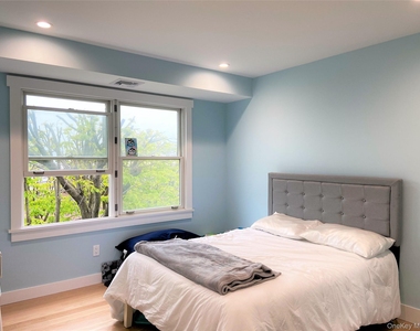 40 Trenton Avenue - Photo Thumbnail 17
