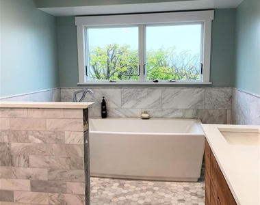 40 Trenton Avenue - Photo Thumbnail 12