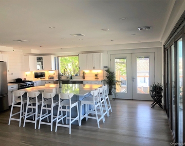 40 Trenton Avenue - Photo Thumbnail 7
