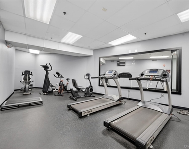130 Post Avenue - Photo Thumbnail 20