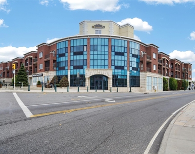 130 Post Avenue - Photo Thumbnail 4