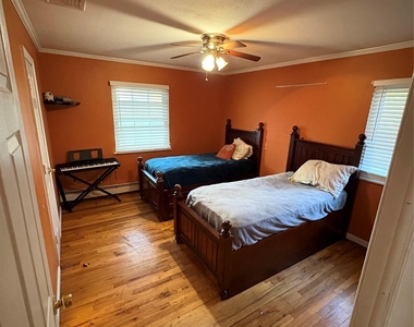 30 Dumond Place - Photo Thumbnail 2