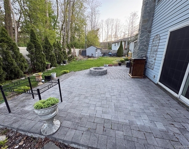 30 Dumond Place - Photo Thumbnail 10