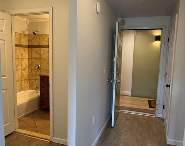 44 Johnes Street - Photo Thumbnail 5