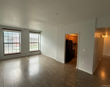 44 Johnes Street - Photo Thumbnail 6