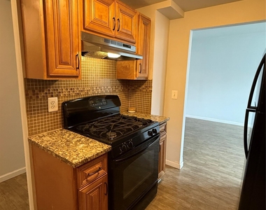 44 Johnes Street - Photo Thumbnail 8