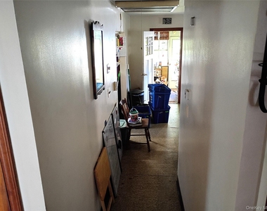 93 E Railroad Avenue - Photo Thumbnail 14