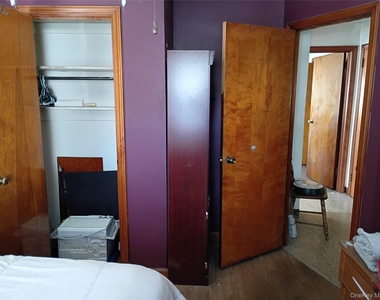 93 E Railroad Avenue - Photo Thumbnail 12