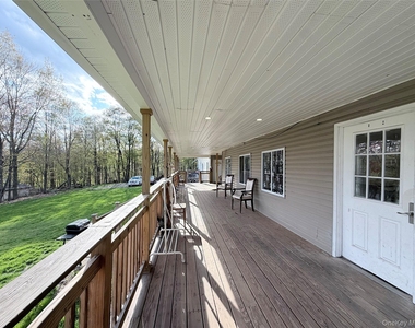 24 Grant Street - Photo Thumbnail 10