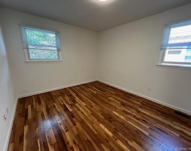 35 Dunes Lane - Photo Thumbnail 11