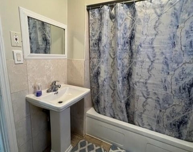 13 Tyrone Thomas Lane - Photo Thumbnail 8