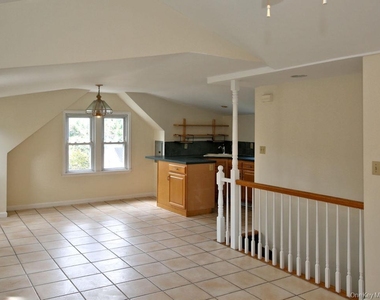 56 S Lawn Avenue - Photo Thumbnail 1