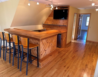 1055 Bruynswick Road - Photo Thumbnail 27