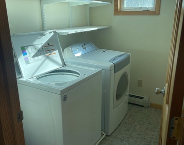 1055 Bruynswick Road - Photo Thumbnail 16
