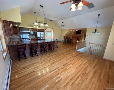 1055 Bruynswick Road - Photo Thumbnail 24