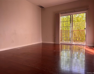 935 Tower Ridge Circle - Photo Thumbnail 20