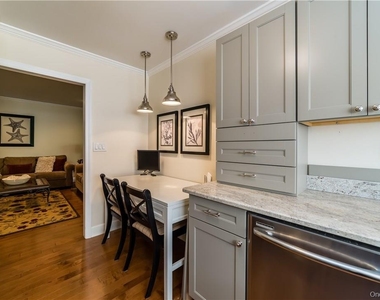 170 Birchwood Close - Photo Thumbnail 1