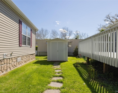 39 Cedar Flats Road - Photo Thumbnail 6