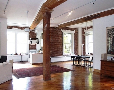 300 Ferdon Avenue - Photo Thumbnail 4