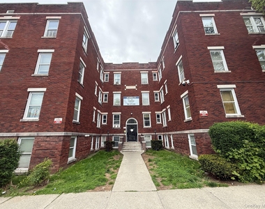 60 Carroll Street - Photo Thumbnail 12