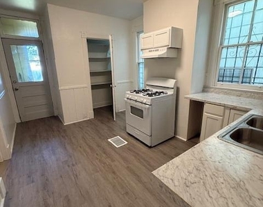 517 Hamilton Street - Photo Thumbnail 5
