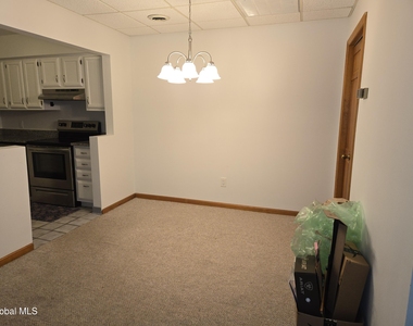 222 S Ten Broeck Street - Photo Thumbnail 2