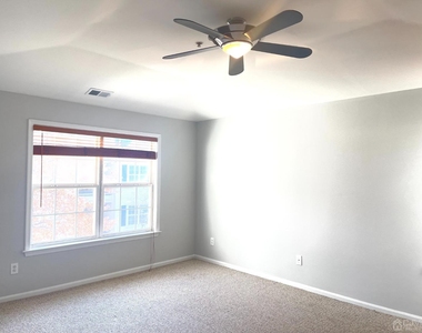 434 Waterford Drive - Photo Thumbnail 19