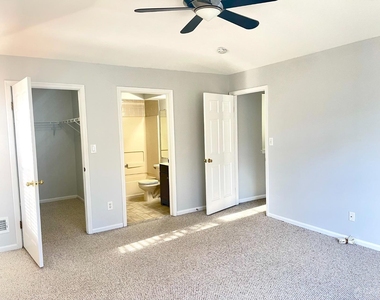 434 Waterford Drive - Photo Thumbnail 5