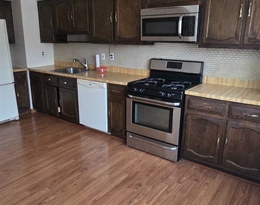 78 Highview Drive - Photo Thumbnail 5