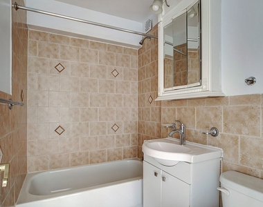 3255 Randall Avenue - Photo Thumbnail 3